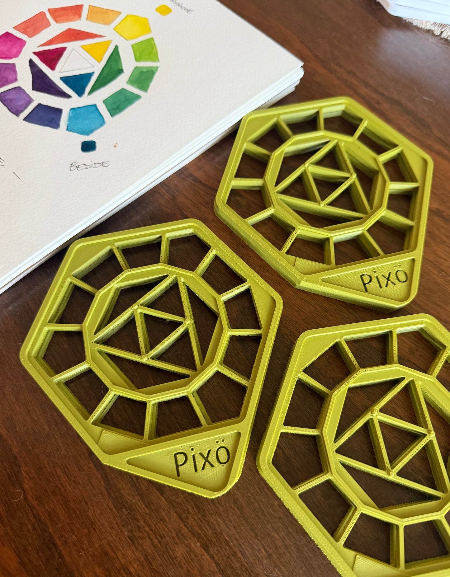 Pochoir Pixö - Cercle Chromatique